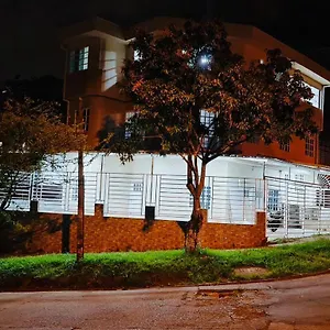 https://edificio-santa-isabel.cali-hotels.com